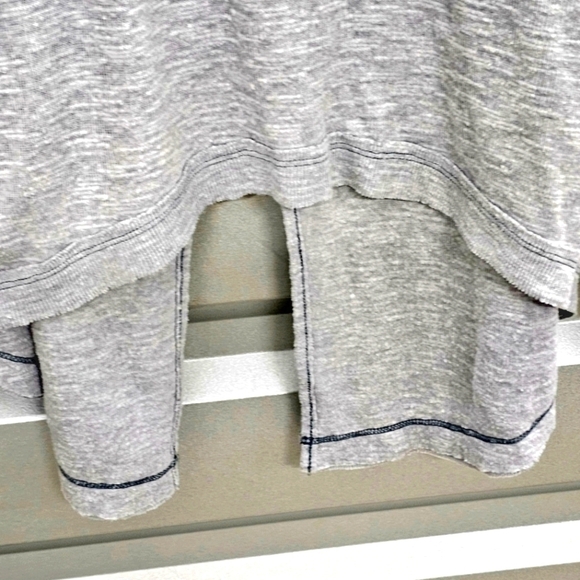 Free People Split Back Heathered Turtleneck Tunic Top - Picture 5 of 10